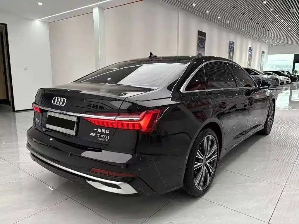 Audi A6L — миниатюра 5