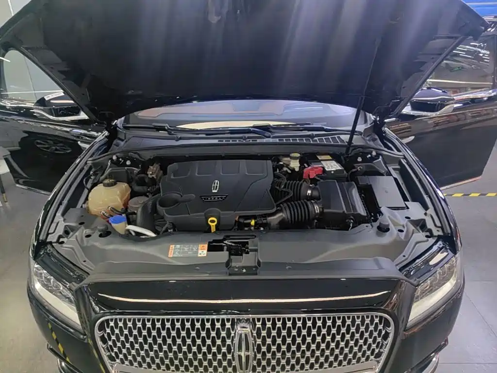Lincoln Continental — миниатюра 20