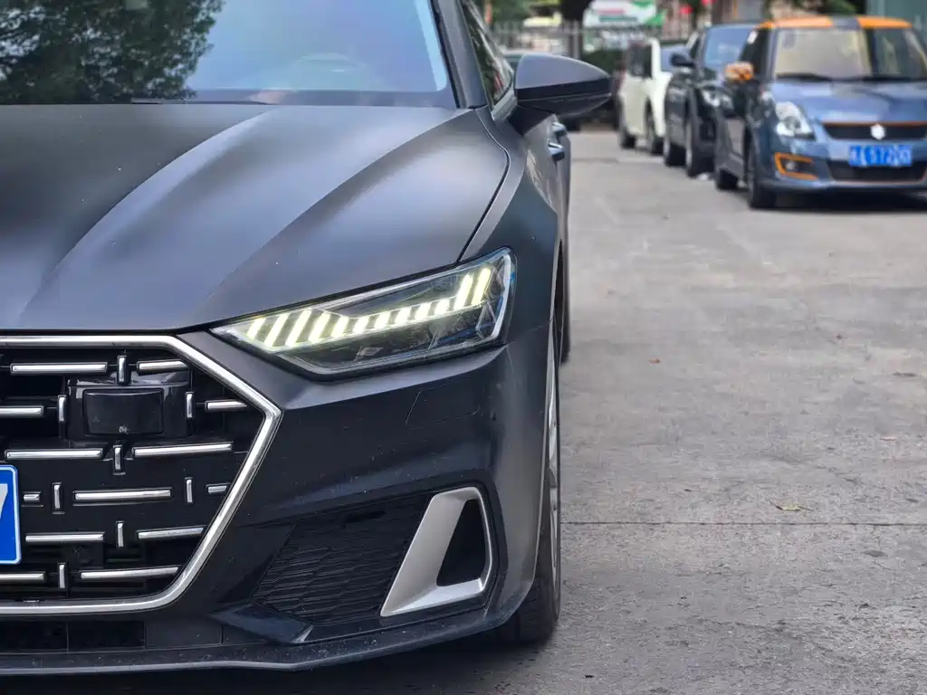 Audi A7L — миниатюра 8