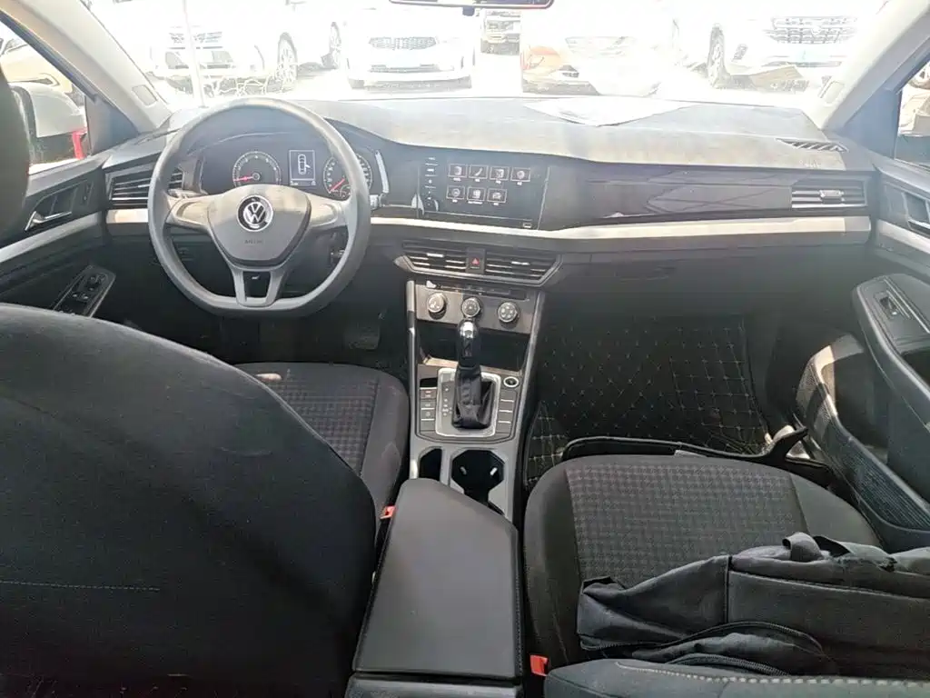 Volkswagen Bora 2021 1.5L AT Fashion Smart Connect