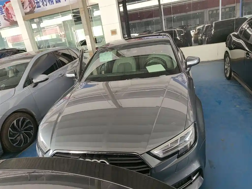 Audi A3 2019 Limousine 35 TFSI Fashion VI