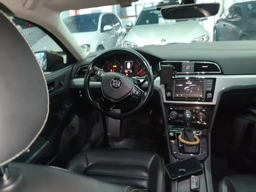 Volkswagen Lamando — миниатюра 11