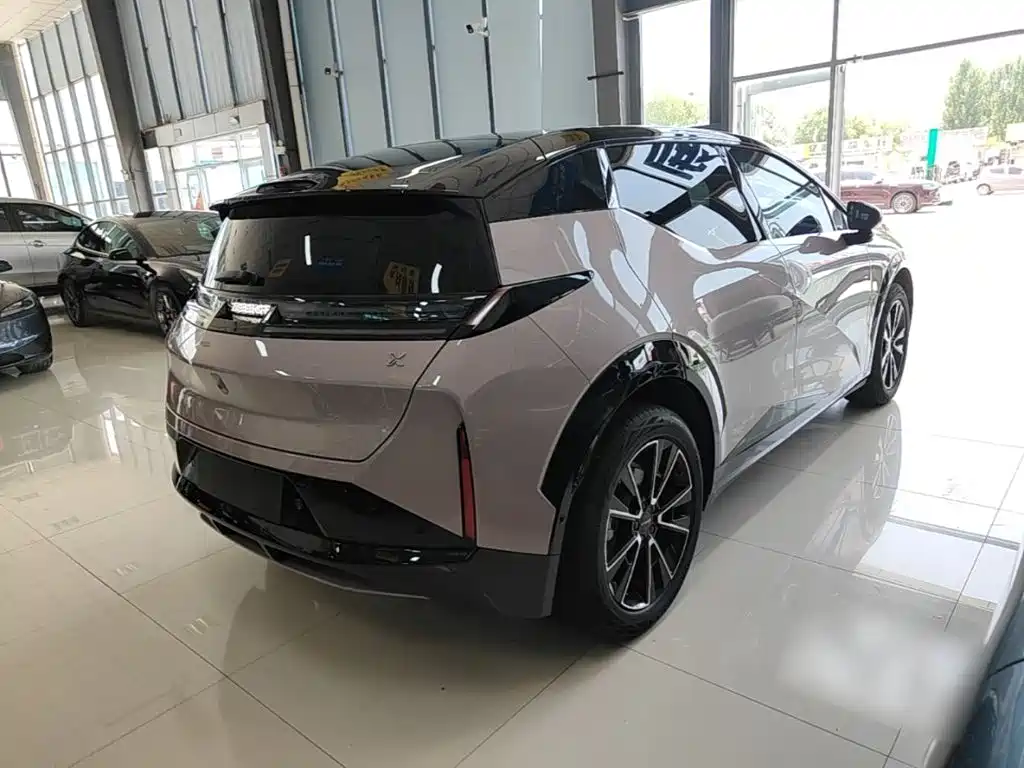 Zeekr X 2024 мест
