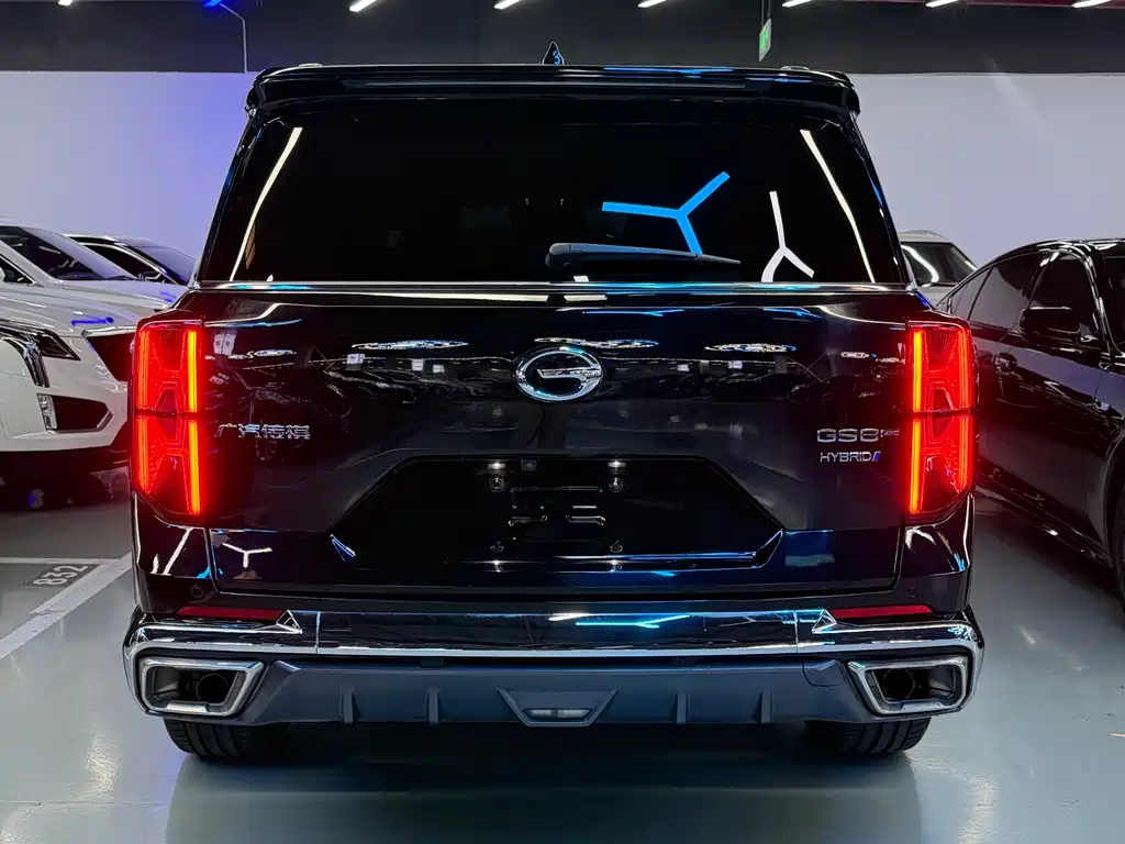 GAC GS8 2022 2.0TM Luxury ( мест)