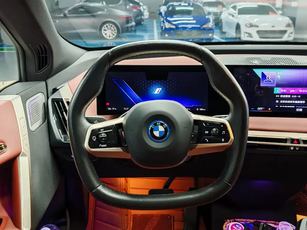BMW BMW iX M60 — миниатюра 25