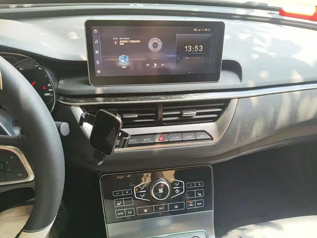 Hongqi H5 2020 1.8T AT