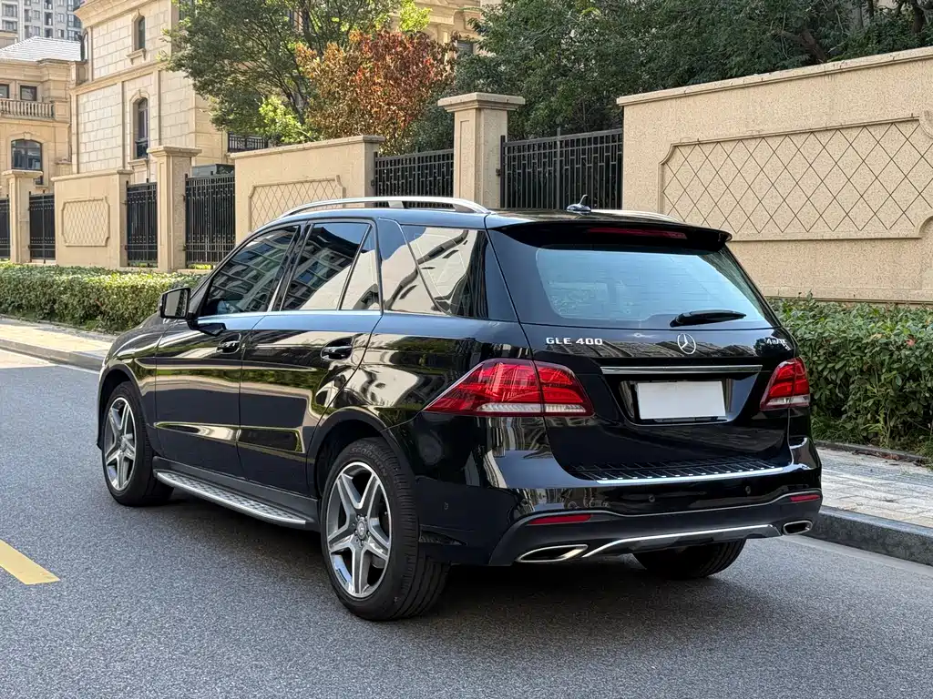 Mercedes-Benz GLE (Import) — миниатюра 6