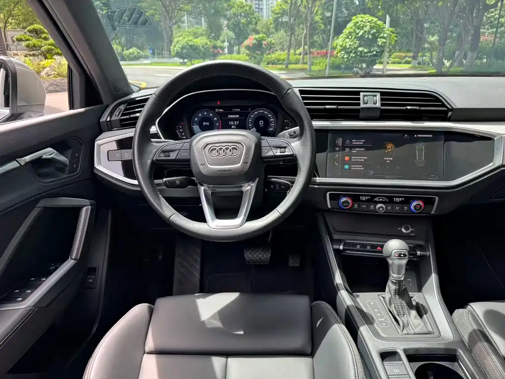 Audi Q3 — фотографии объявления, Фото 12