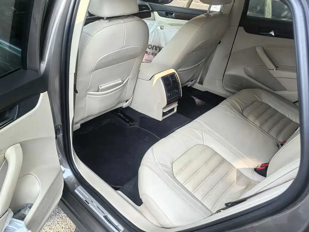 Volkswagen Passat — миниатюра 3