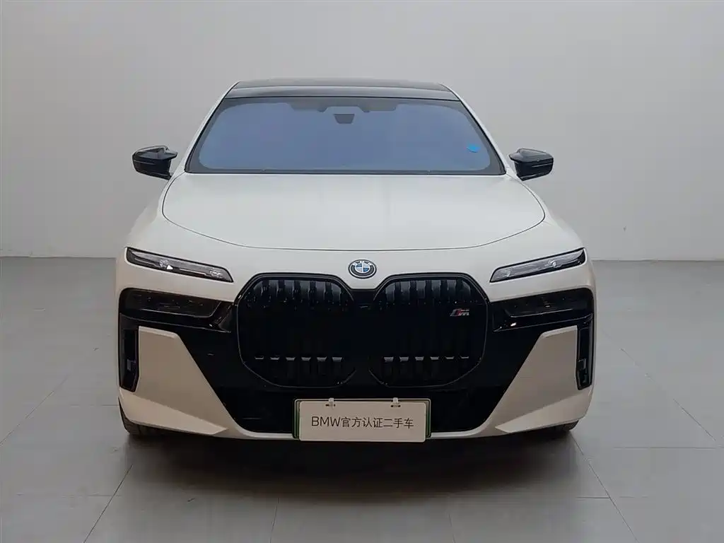 BMW I7 M70L