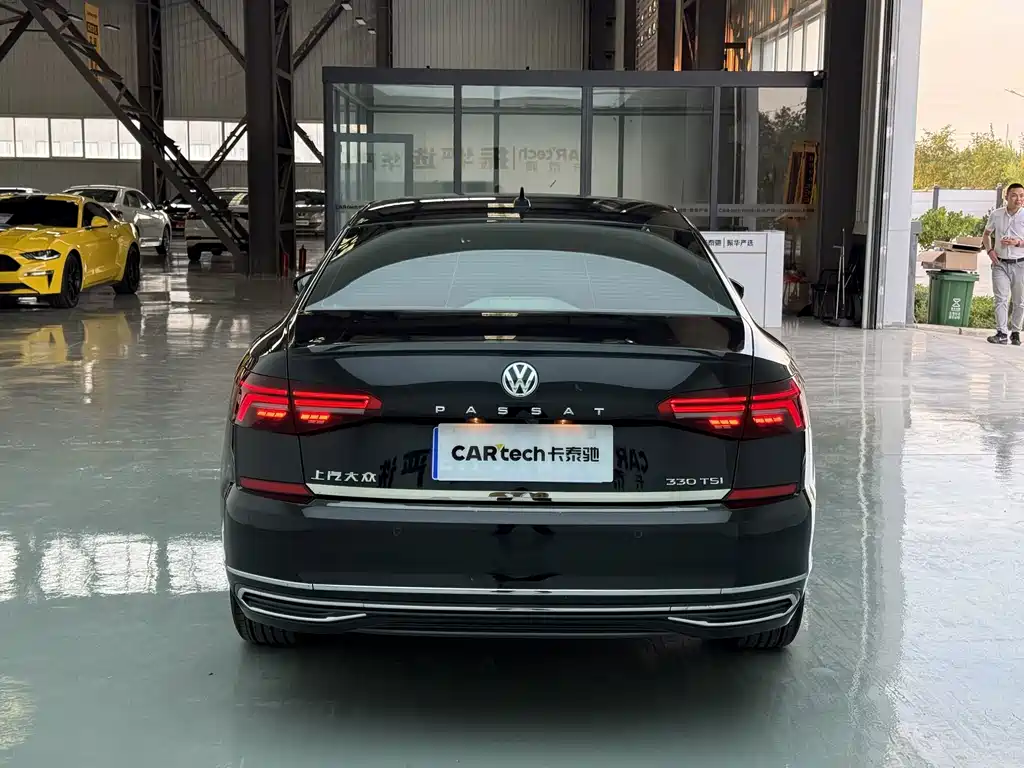 Volkswagen Passat — миниатюра 14