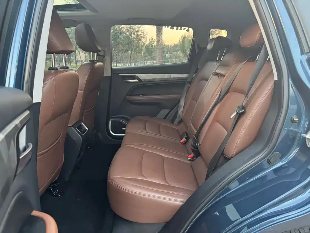 Geely Vision X6 — миниатюра 6