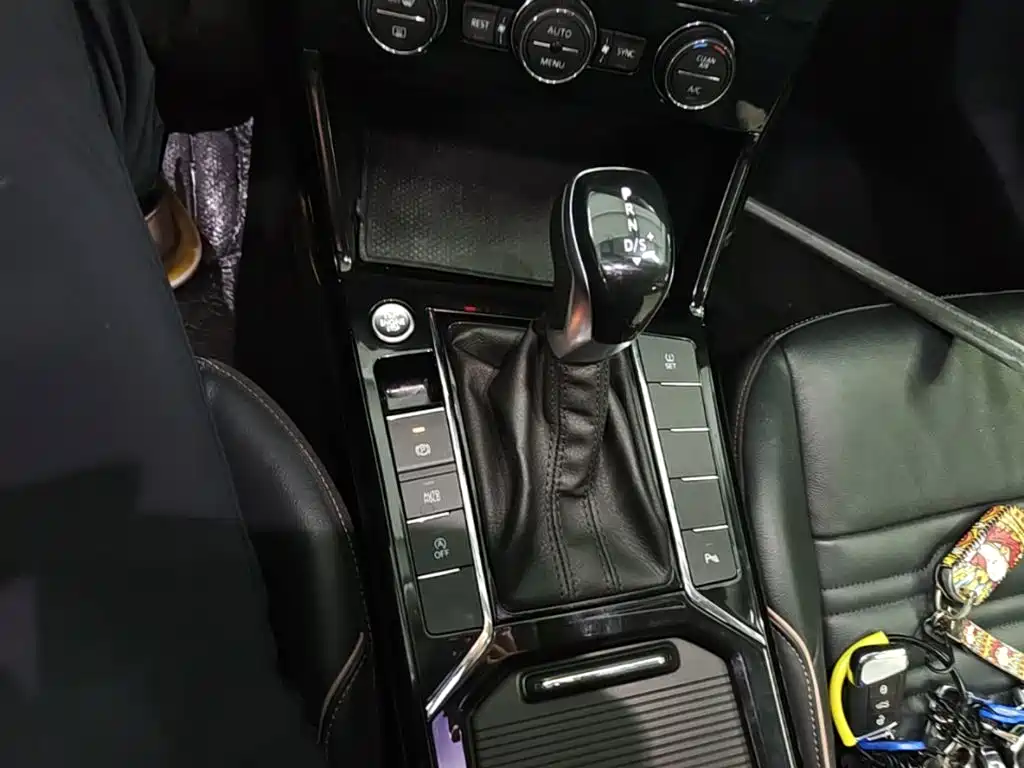 Volkswagen Passat — миниатюра 14