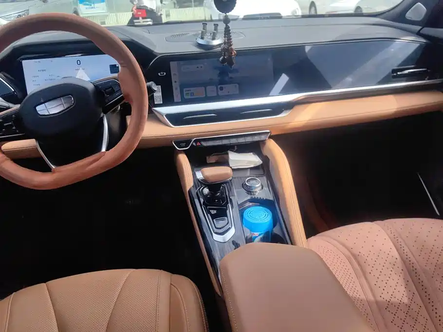 Geely Xingyue L — миниатюра 16