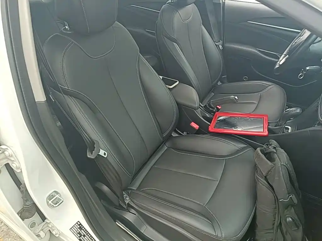 Buick Excelle — миниатюра 25