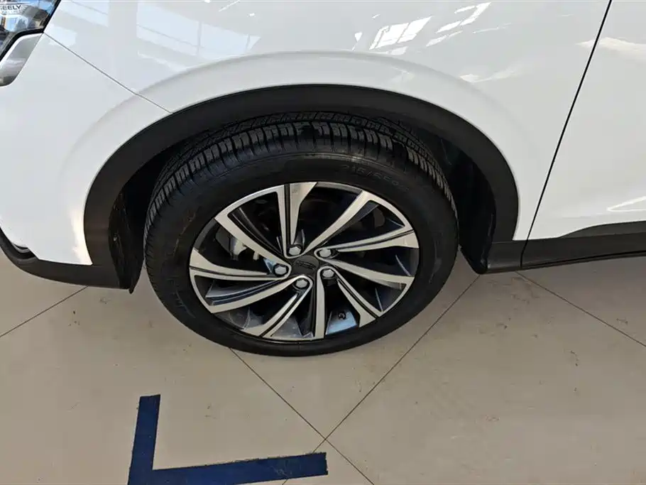 GEELY AUTOMOBILE BINYUE