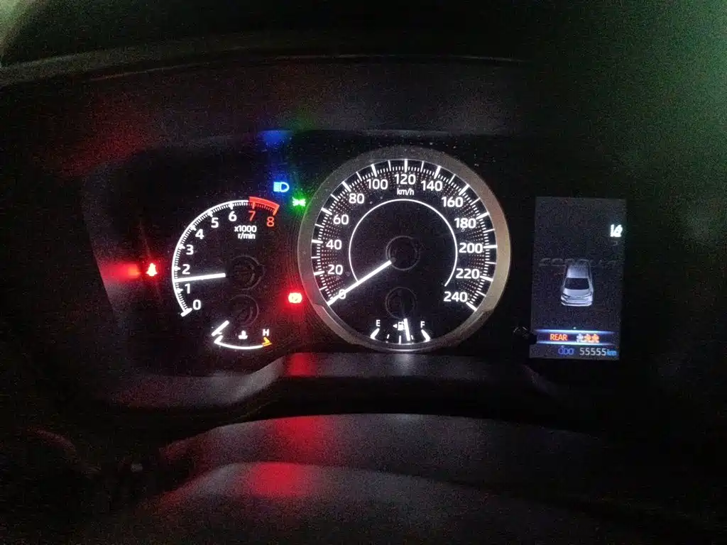 Toyota Corolla — миниатюра 12