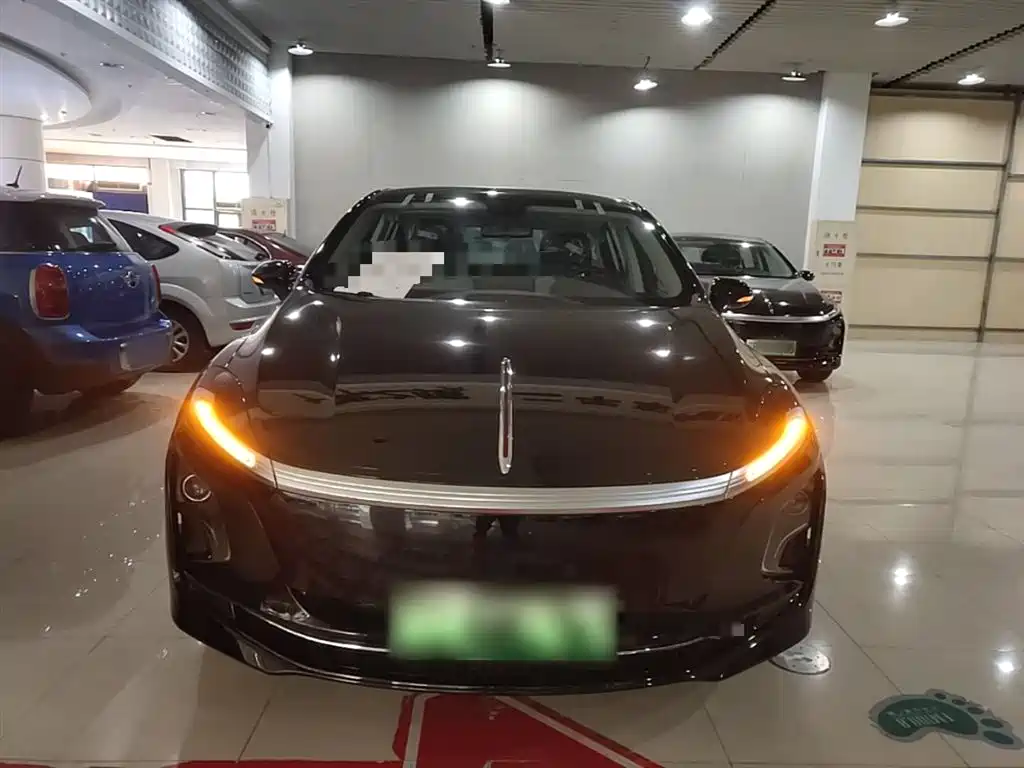 Hongqi E-QM5 2025 500km