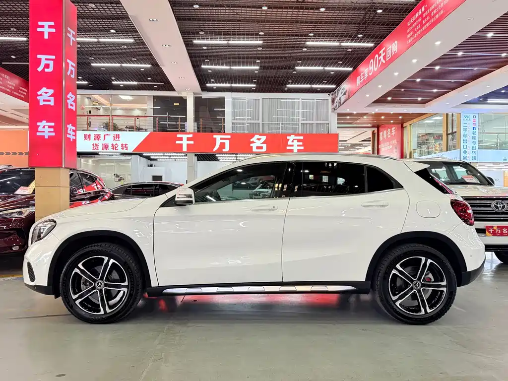 Mercedes-Benz GLA — миниатюра 3