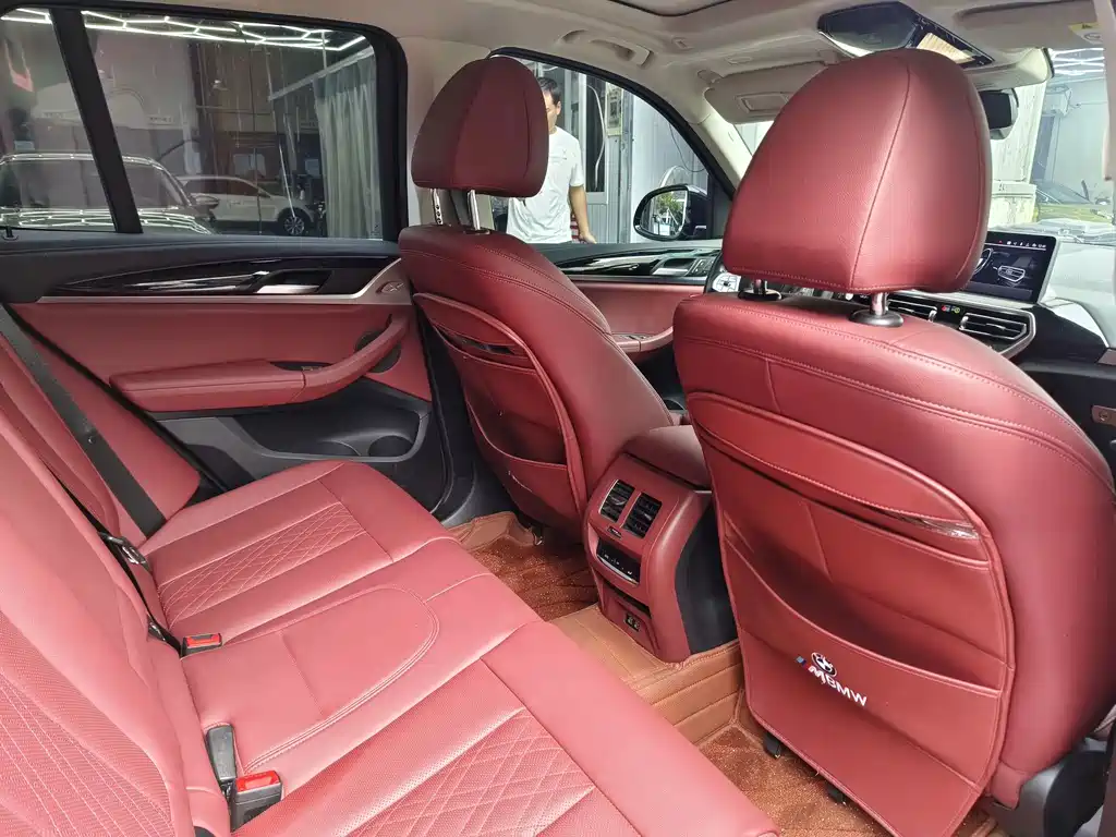 BMW X3 — миниатюра 9