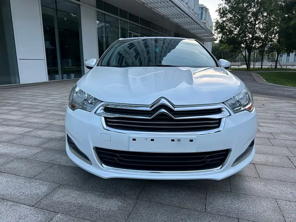 Citroen C4L — миниатюра 2