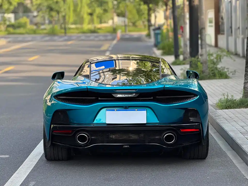 MCLAREN GT