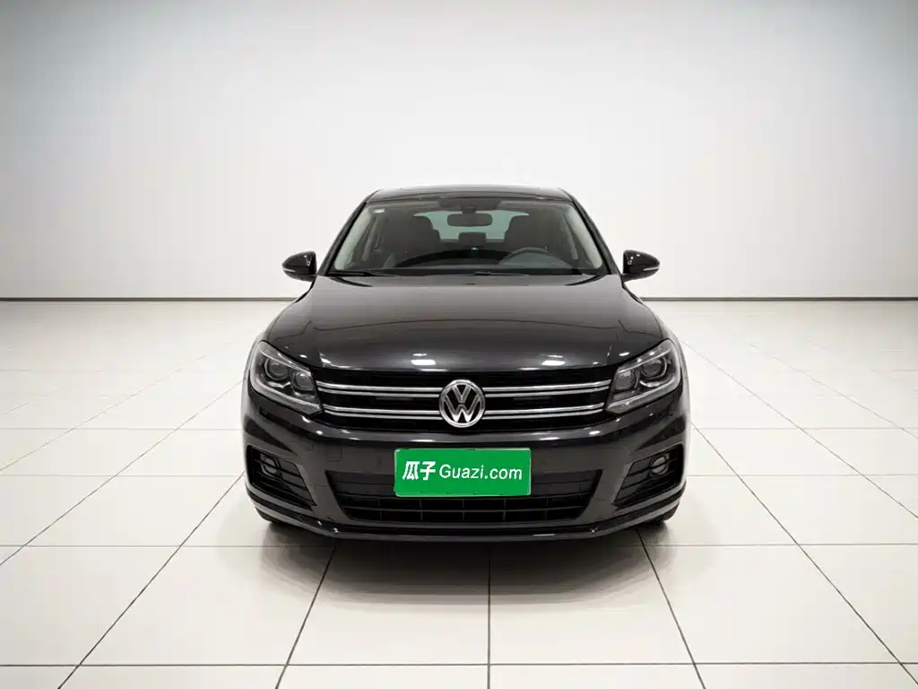 Volkswagen Tiguan — миниатюра 2