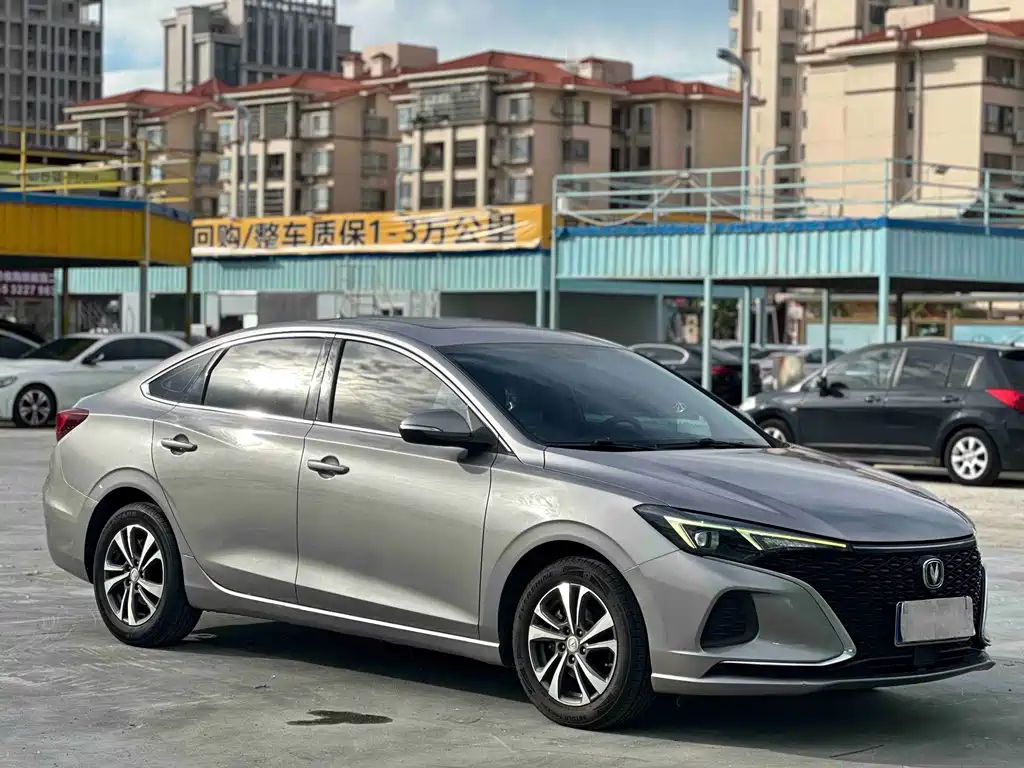 Changan Eado — миниатюра 3