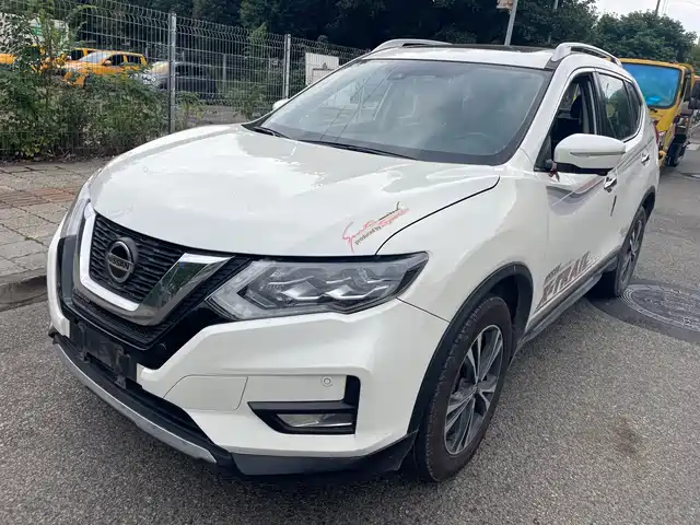 NISSAN QIJUN 2021