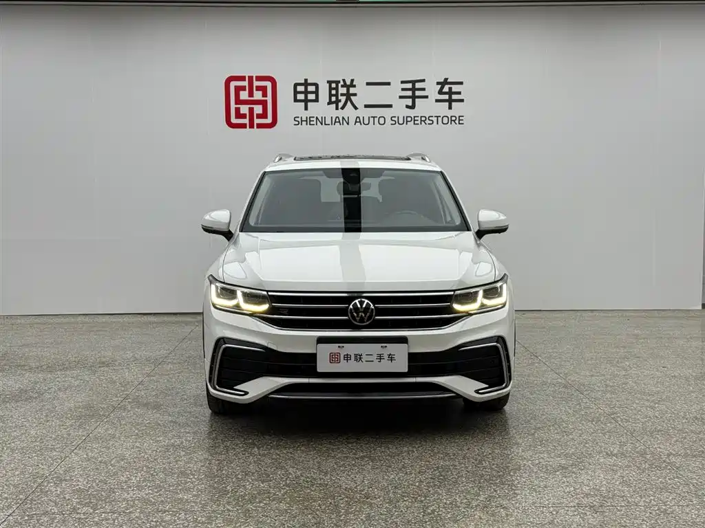 Volkswagen Tiguan L L 2022 330TSI AT R-Line Flagship
