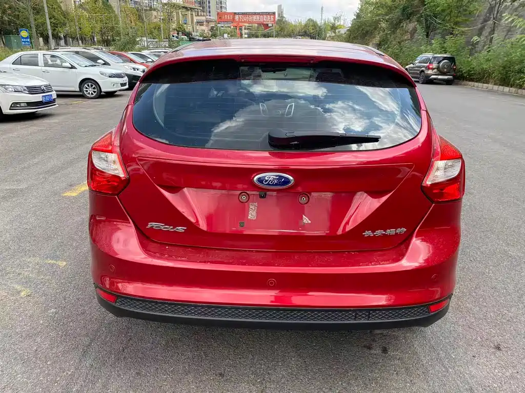 Ford Focus — миниатюра 10