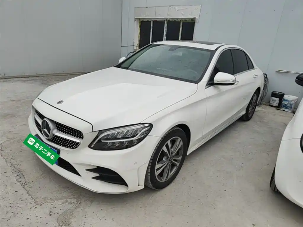 Mercedes-Benz C-Class 2019