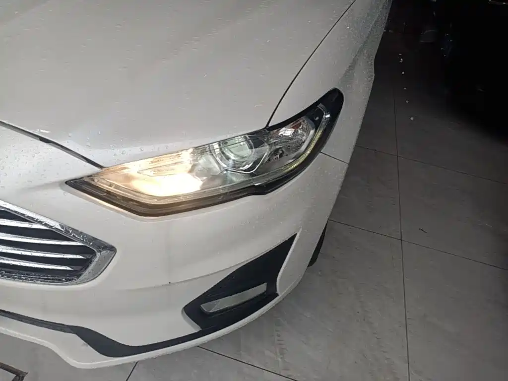 Ford Mondeo New Energy — миниатюра 24