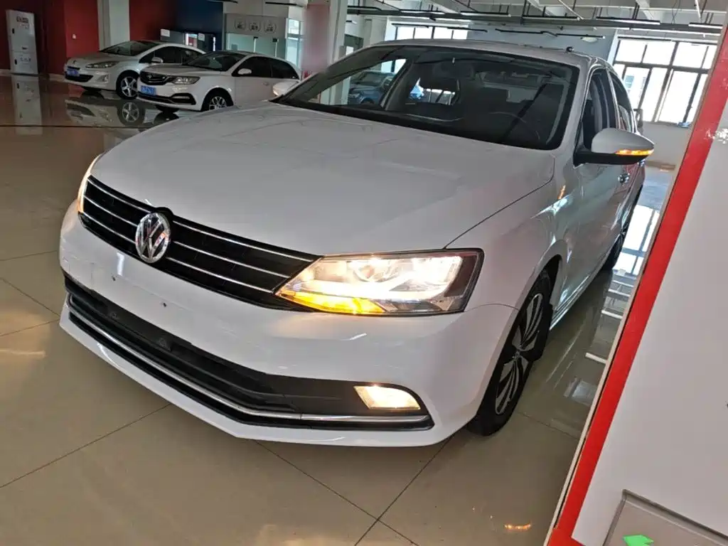 Volkswagen Sagitar — миниатюра 2