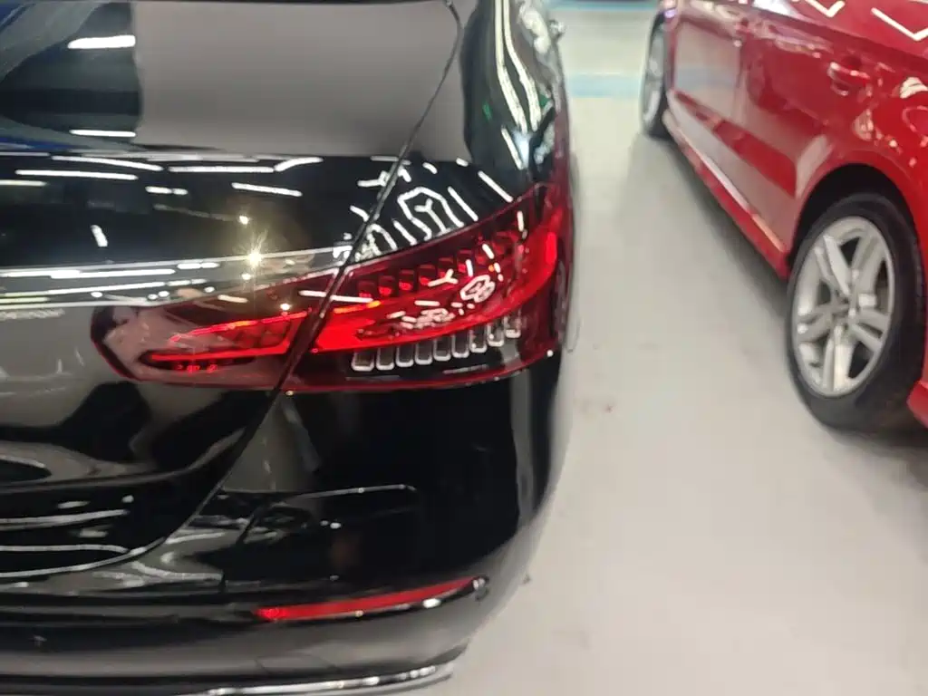 Mercedes-Benz E-Class E 2023 E 350 e L