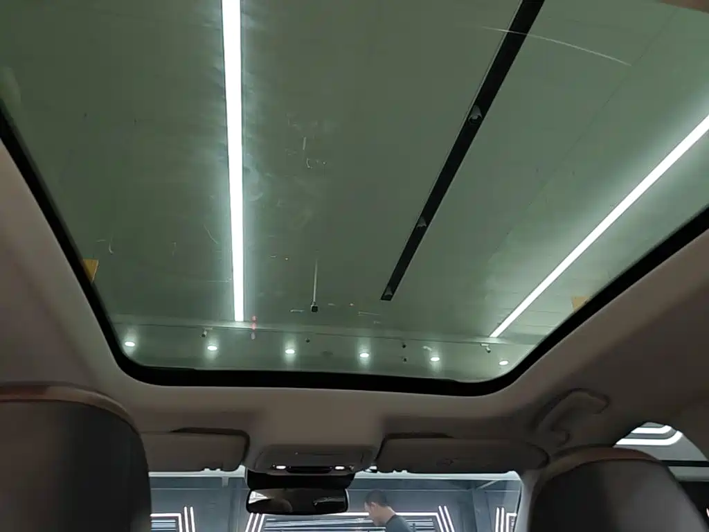 Lincoln Z — миниатюра 18