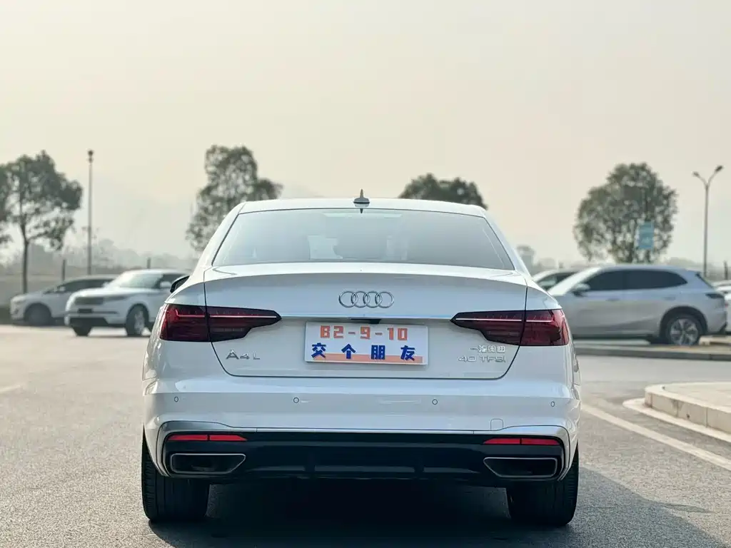 AUDI A4L