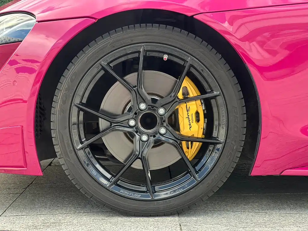 Toyota Supra — миниатюра 8