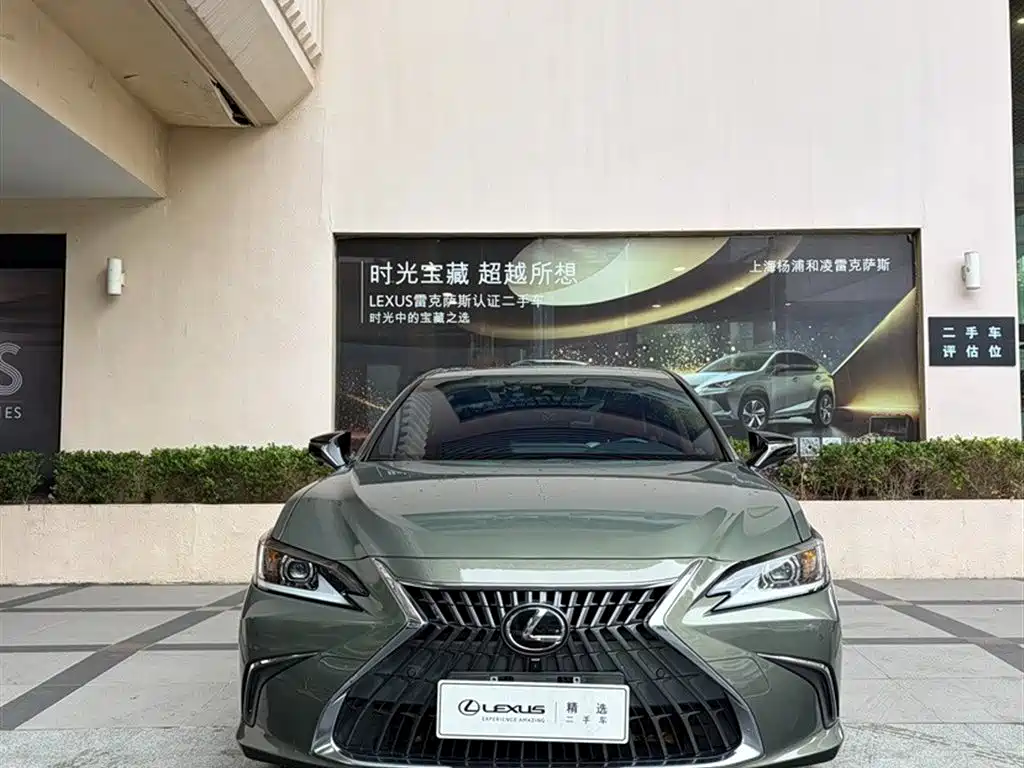 Lexus ES — миниатюра 3