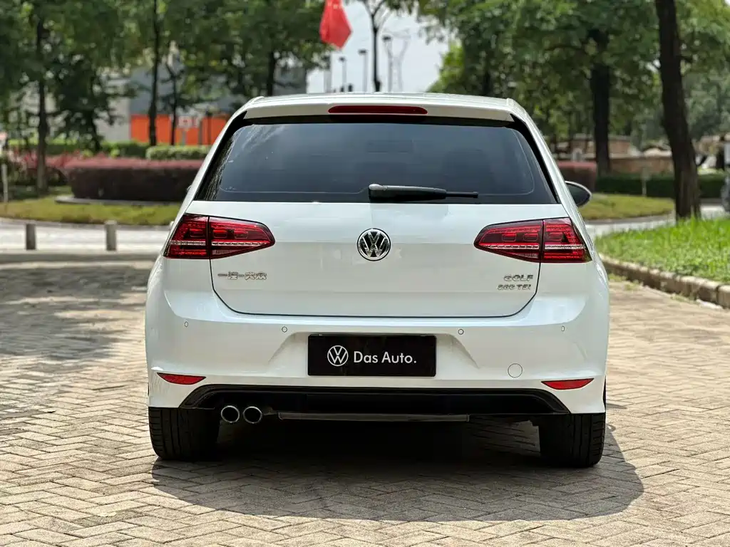 Volkswagen Golf — миниатюра 8