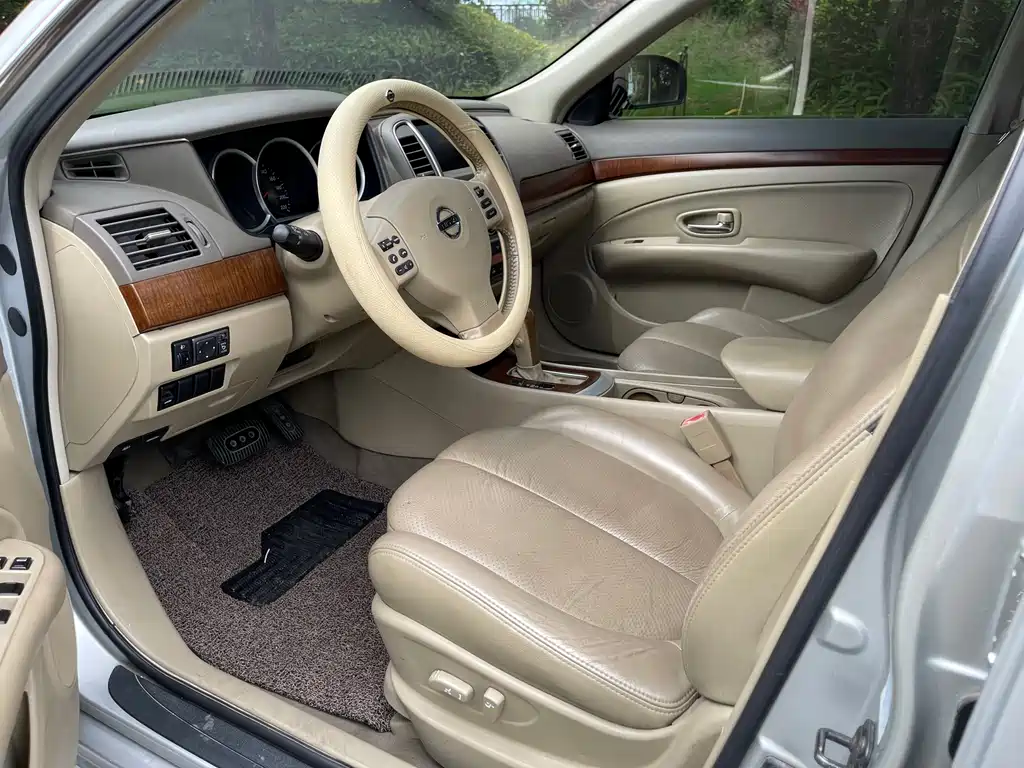 Nissan Sylphy 2009 2.0XL CVT