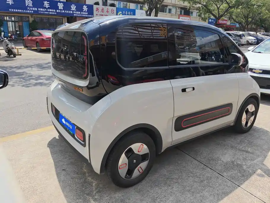 Baojun KiWi EV — миниатюра 3