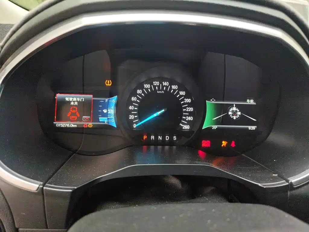 Ford Edge — миниатюра 7