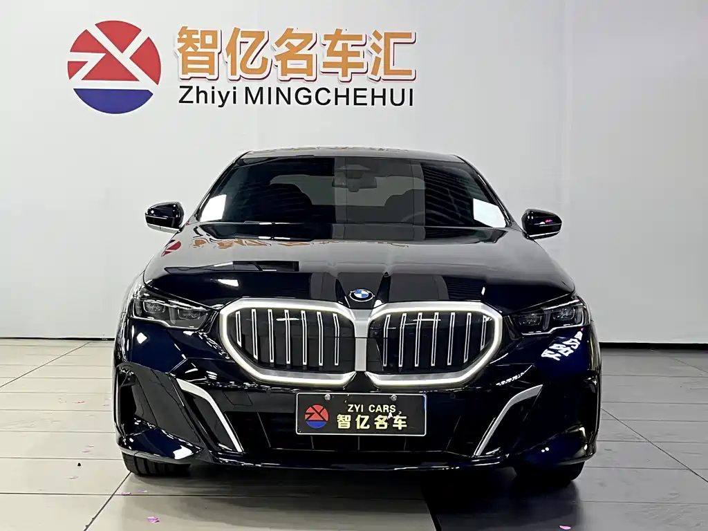 BMW 5 Series 5 2024 530Li Lead M Sport