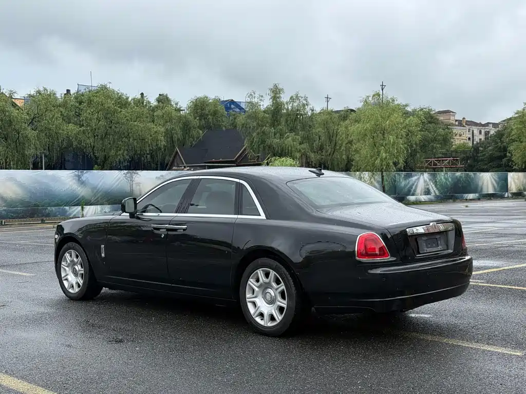 Rolls-Royce Ghost 2010 6.6T Standard