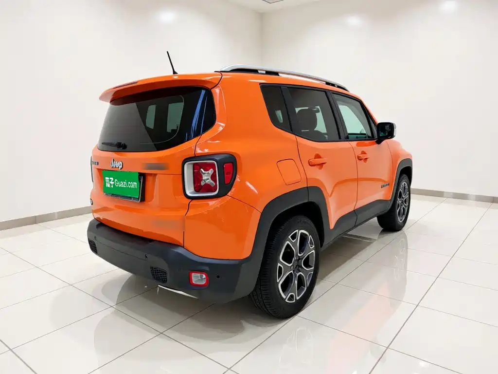 Jeep Renegade — миниатюра 6