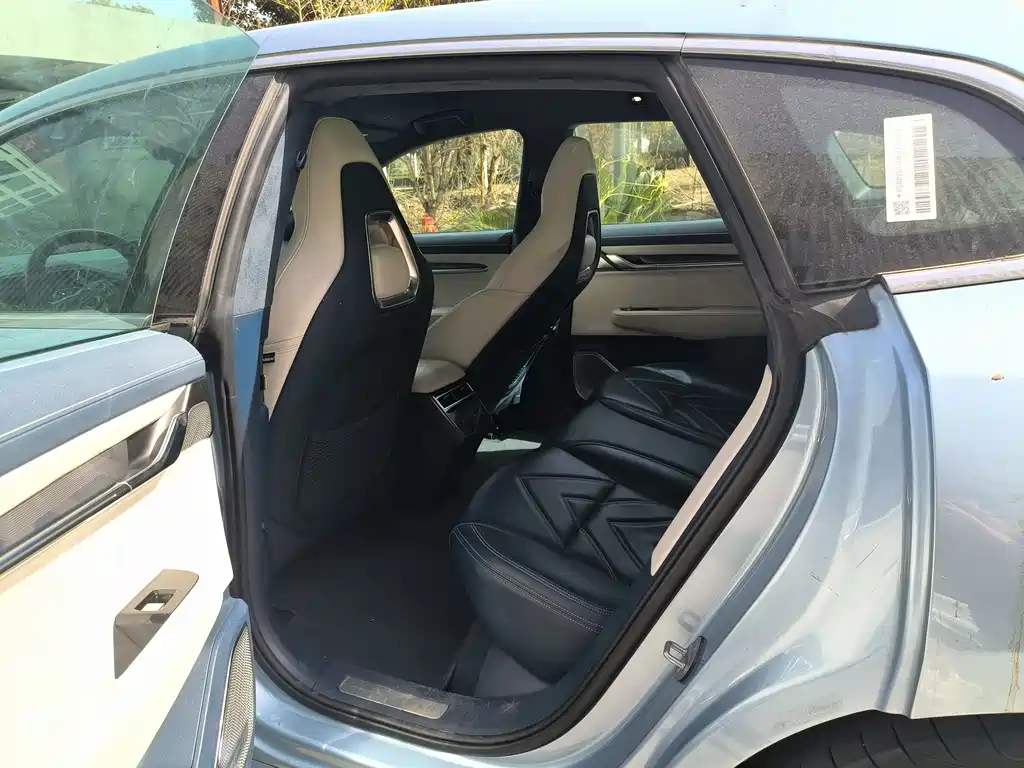 ZEEKR EXTREME KRYPTON 001