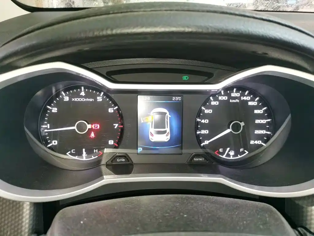 Geely Emgrand GS — миниатюра 4