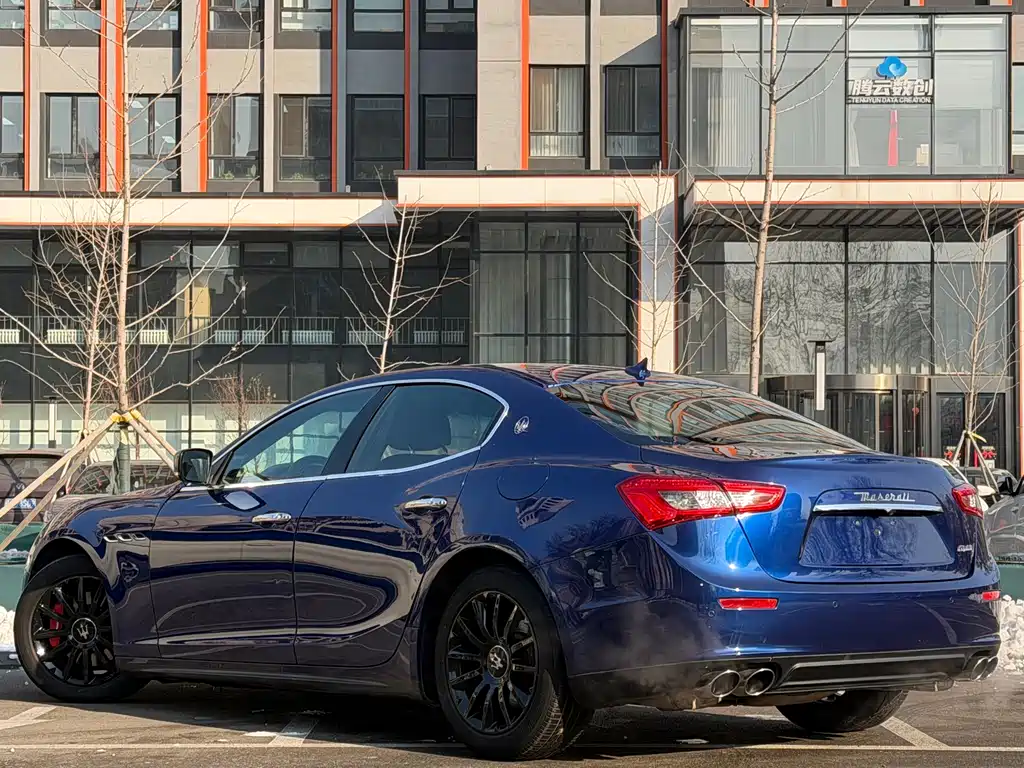 MASERATI GHIBLI
