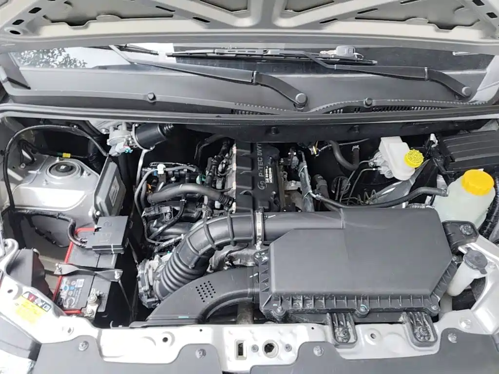 Wuling Hongguang V — миниатюра 20